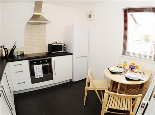 Aberdeen Serviced Apartments - Bloomfield Экстерьер фото
